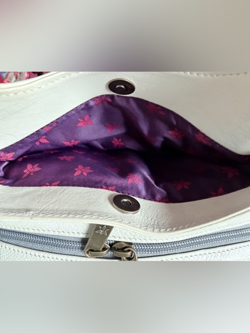 Anuschka White Floral Leather Shoulder Bag - Picture 7 of 11